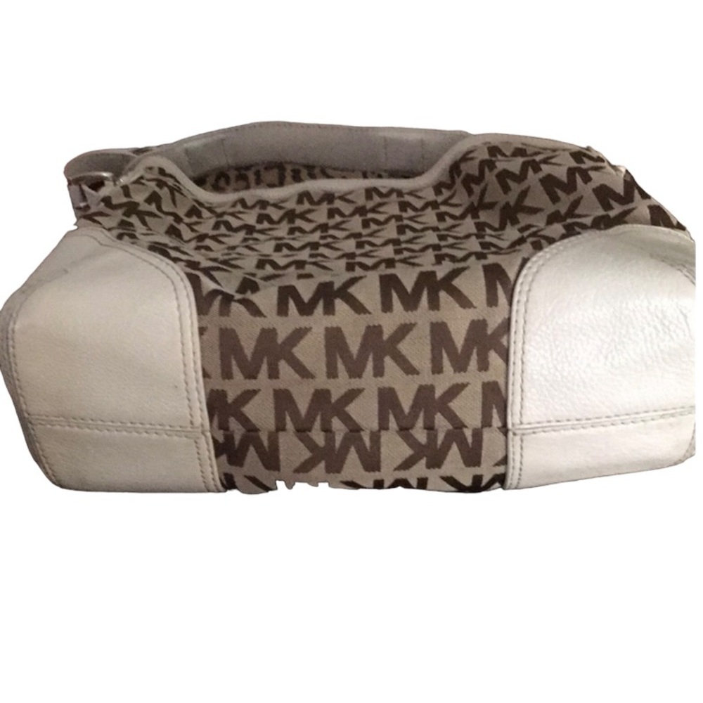 Micheal Kors white leather &  brown monogram canvas shoulder bag ,gold hardware - Picture 3 of 15